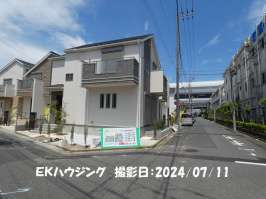 金町駅　徒歩24分　構造：木造土地面積:100.00平米　建物面積:91.90平米　