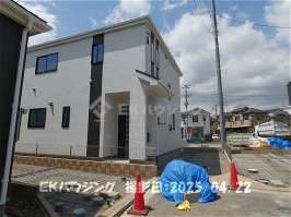 金町駅　徒歩0分　構造：木造土地面積:98.02平米　建物面積:89.64平米　