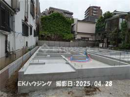 六町駅　徒歩18分　構造：木造土地面積:95.08平米　建物面積:93.15平米　