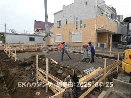 金町駅　徒歩0分　構造：木造土地面積:91.48平米　建物面積:104.22平米　