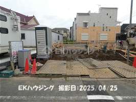 金町駅　徒歩0分　構造：木造土地面積:94.50平米　建物面積:108.66平米　