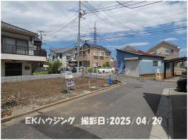 金町駅　徒歩0分　構造：木造土地面積:102.09平米　建物面積:81.56平米　