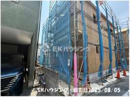 六町駅　徒歩0分　構造：木造土地面積:95.00平米　建物面積:96.05平米　