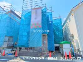 金町駅　徒歩0分　構造：木造土地面積:86.87平米　建物面積:79.90平米　