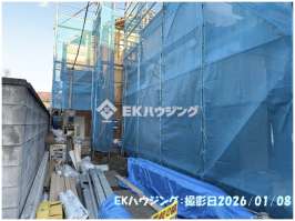 八潮駅　徒歩21分　構造：木造土地面積:105.73平米　建物面積:93.36平米　