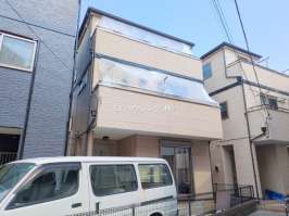 梅島駅　徒歩20分　構造：木造土地面積:89.89平米　建物面積:114.26平米　