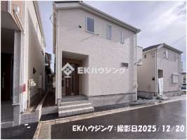 金町駅　徒歩28分　構造：木造土地面積:86.71平米　建物面積:88.29平米　